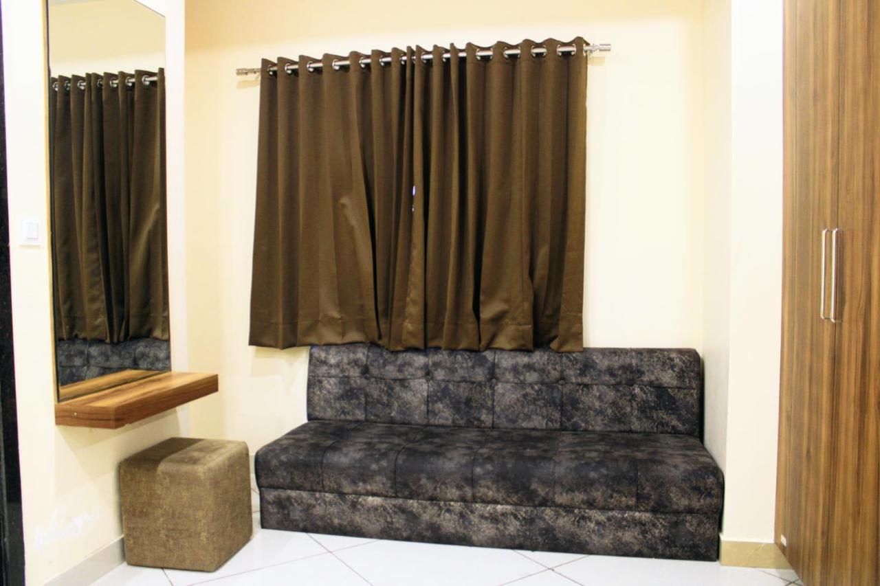 Maruti Group Of Hotels - Shri Naman Nāthdwāra Eksteriør bilde