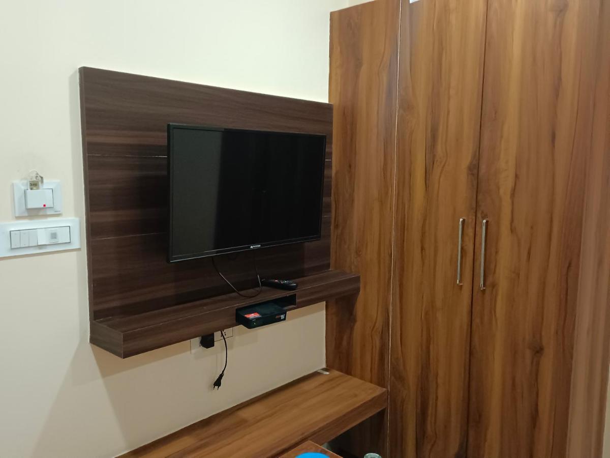 Maruti Group Of Hotels - Shri Naman Nāthdwāra Eksteriør bilde