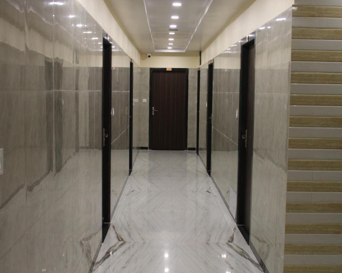 Maruti Group Of Hotels - Shri Naman Nāthdwāra Eksteriør bilde