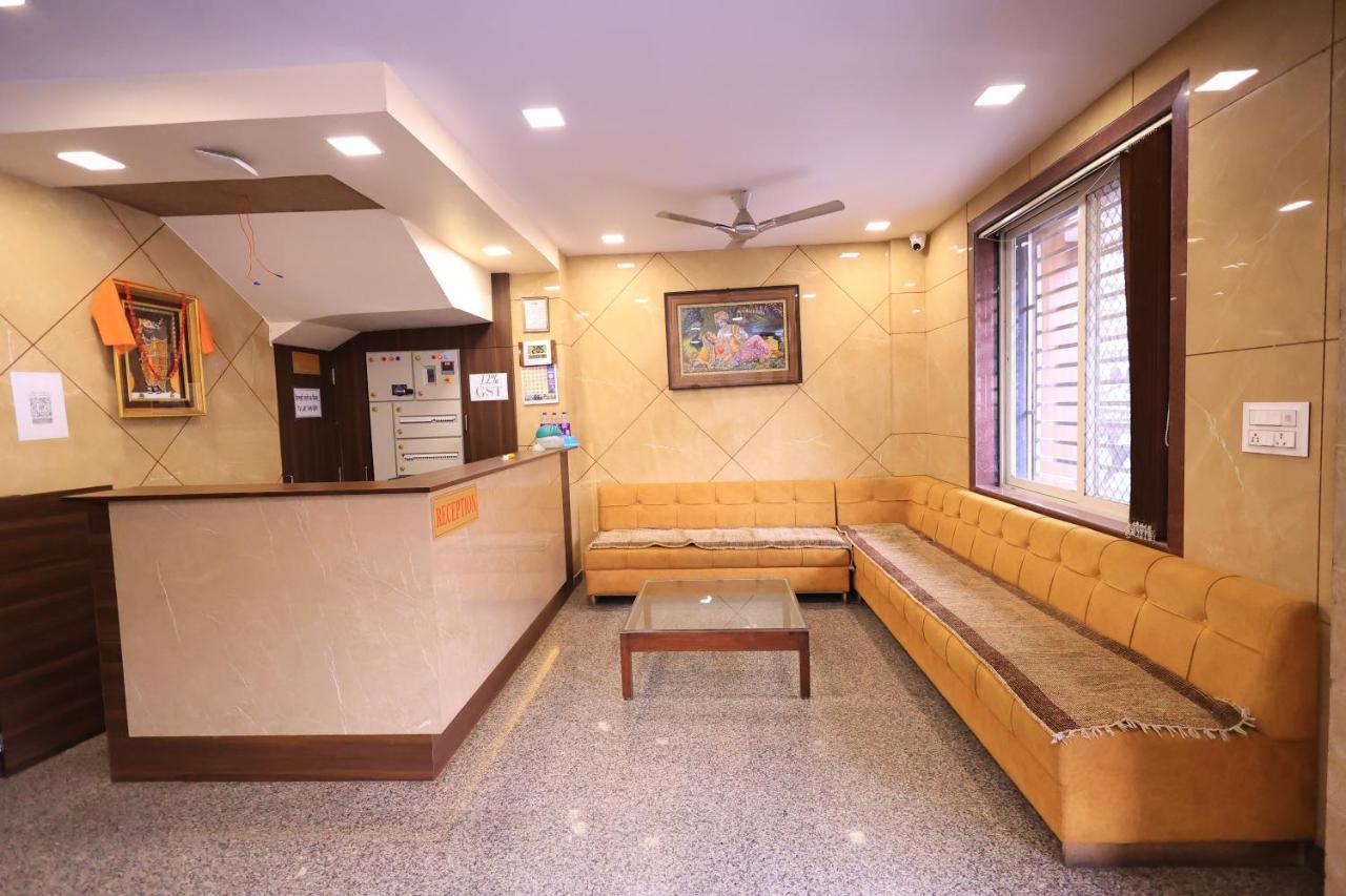 Maruti Group Of Hotels - Shri Naman Nāthdwāra Eksteriør bilde